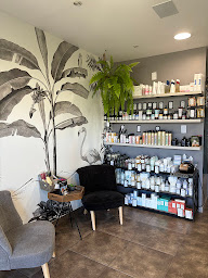 Photo n°4 de Nat'Création-Salon de coiffure à Esnandes (Salon de coiffure)