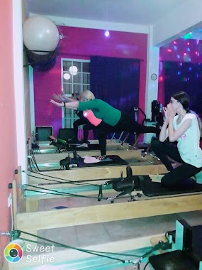 Pilates Reformers & Spinning En Z Gym, Author: Viviana Juarez