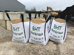 Photo n°13 de BHT Matériaux à Amilly (Magasin d'articles pour l'aménagement paysager)