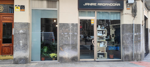 JANIRE ARGANDOÑA - Thumbnail