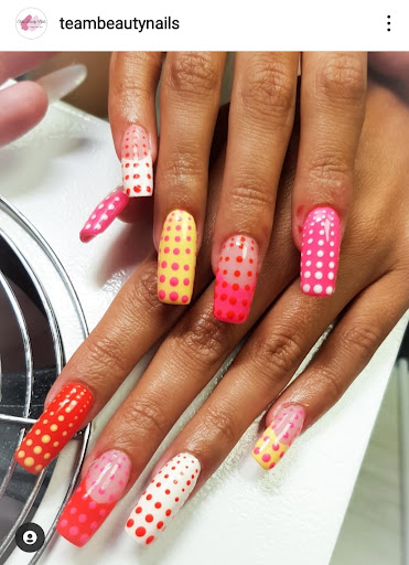 Team Beauty Nails