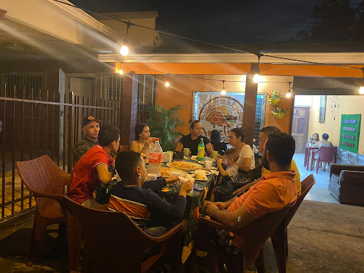 Restaurante y Pizzeria Ameliss