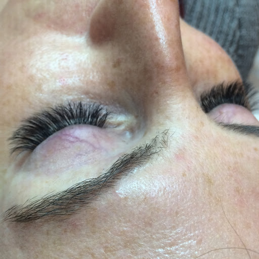 Luxe Lash & Beauty Bar