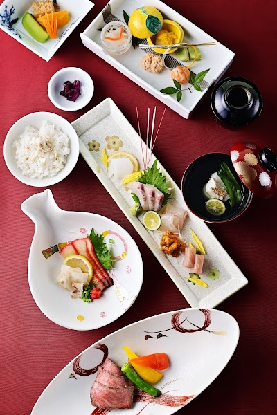 日本料理「綵」～あやぎぬ～