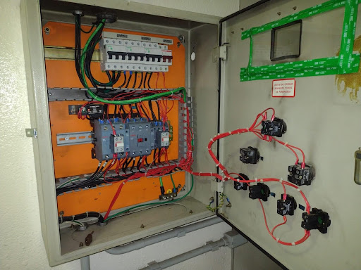 Dirceu campos,Eletricista de manutenção elétrica em geral ,residêncial e predial