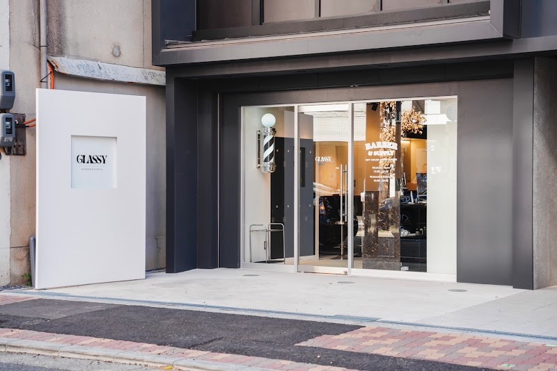 GLASSY barber&supply 靭公園前