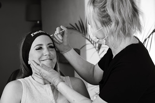 FaceUp Aesthetics & Beauty