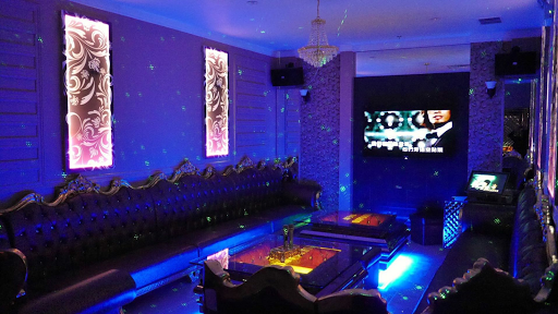 Skyland karaoke and club