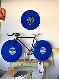 Photo n°5 de CHEZ HOME. Meubles & Décoration à Challans (Fabricant de meubles)