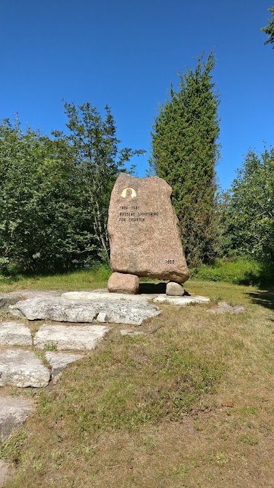 Photos of Houtsk&auml;rs kyrka