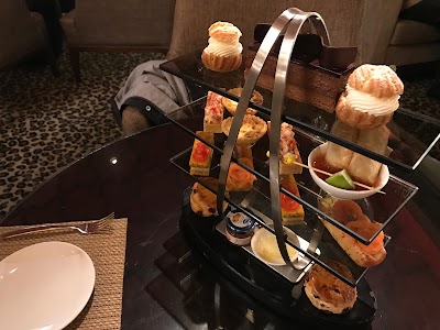 Photos of Conrad the Lounge
