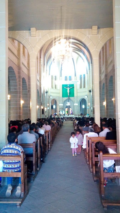 Photos of Eglise Catholique Faravohitra