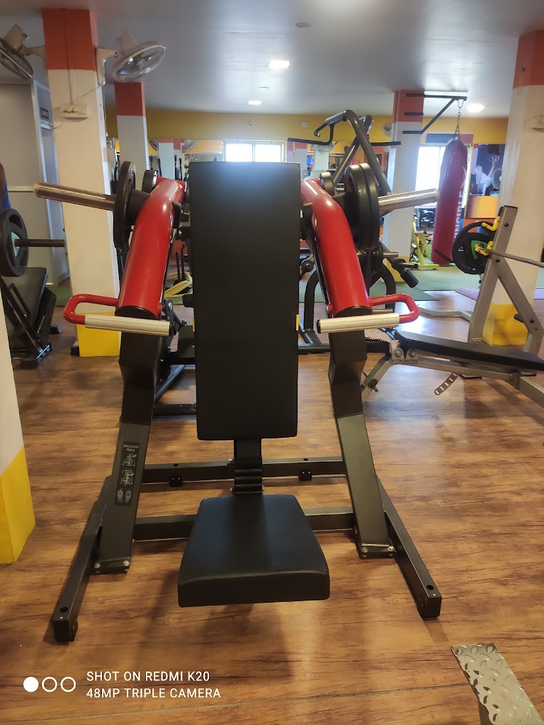 Muscle Maker Fitness Studio