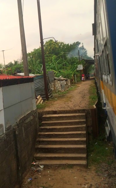 Photos of Liyanagemulla Railway Station