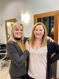 Photo n°7 de Linéa Coiffure by le Monde Addict | Coiffeur Tourcoing à Tourcoing (Prestataire de mariage)