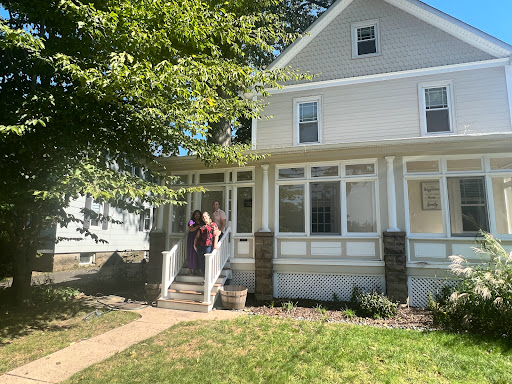 Living Great Real Estate - Thumbnail