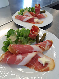 Photo n°11 de Restaurant de la Poste Caraman Sarl Gregoris à Caraman (Restaurant français)