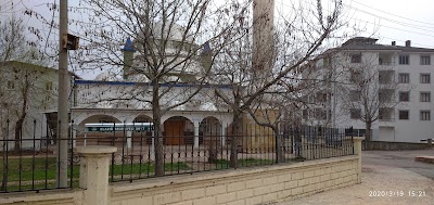 Sarıcan Cami