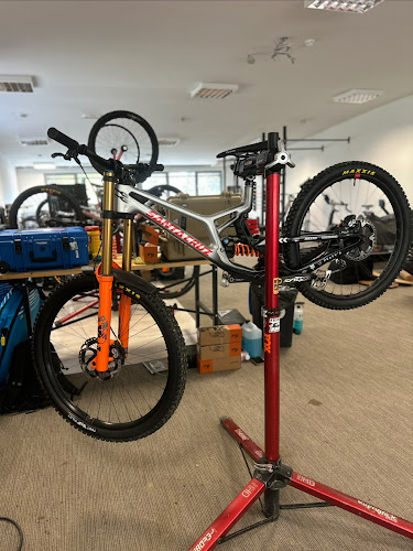 Comments and reviews of Lost Yak Mobile Cycle Repair
