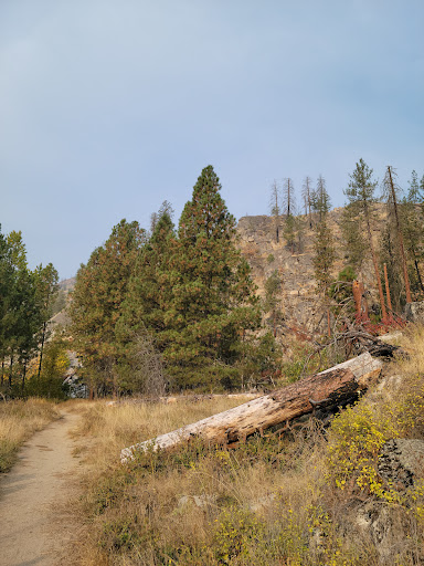 Indian Painted Rocks Trailhead - Thumbnail
