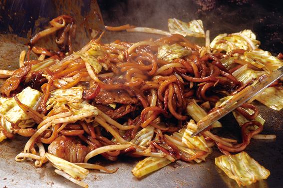 鉄板居酒屋 弁天通のやいてこちゃん