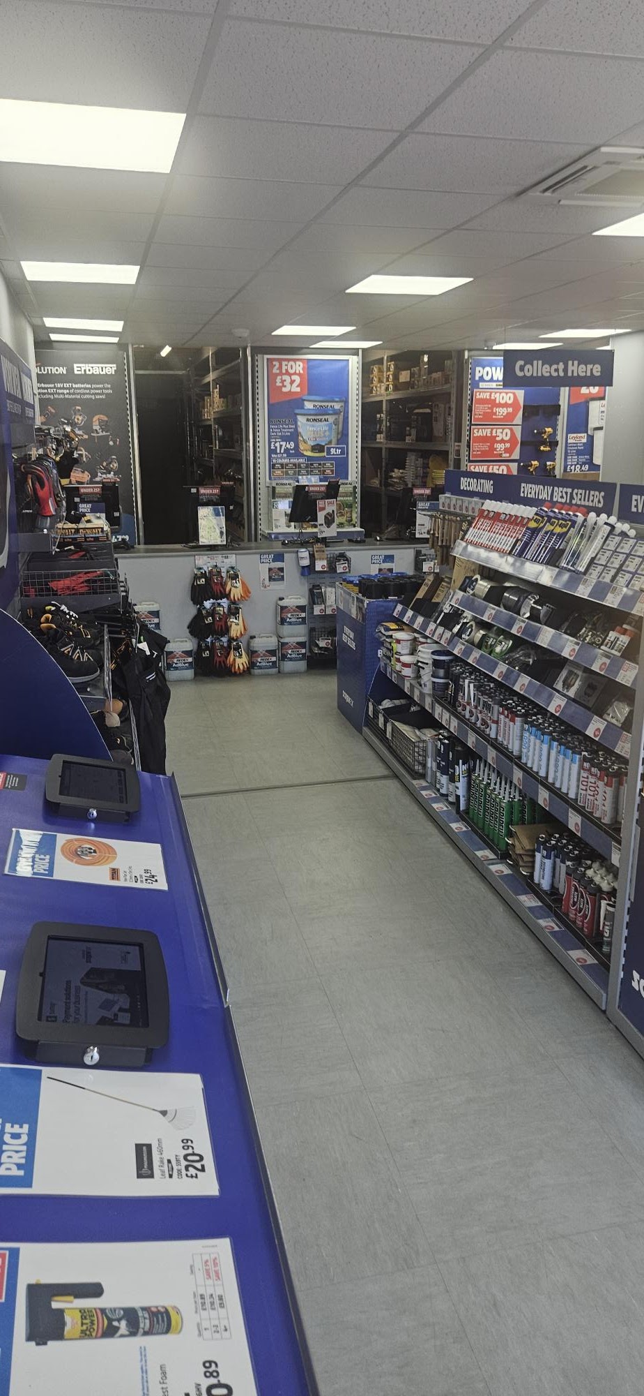 Screwfix Redhill
