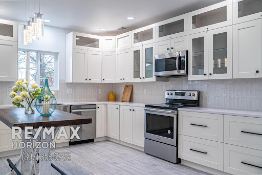 RE/MAX Horizon Realty - Thumbnail