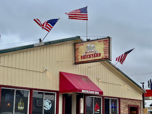 Bubba's Brickyard - Visual