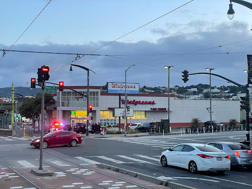 Third St & Williams Ave - Thumbnail