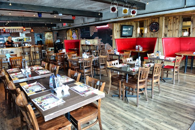 Hostellerie Baie Bleue - Centre des congrès de la Gaspésie - Pub St-Joseph