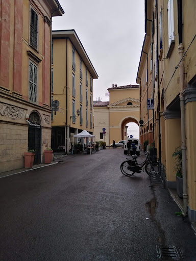 Porta Garibaldi
