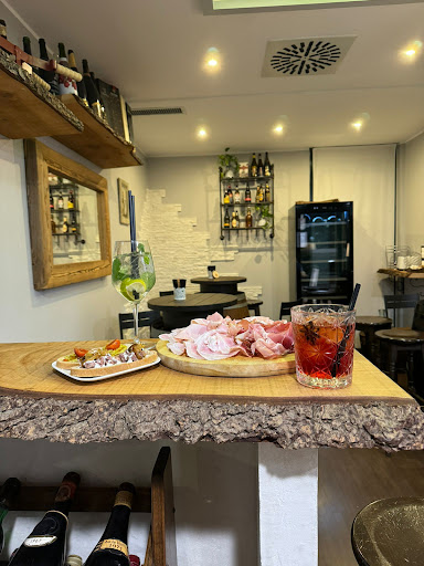 7's Giò Gallery - Italy