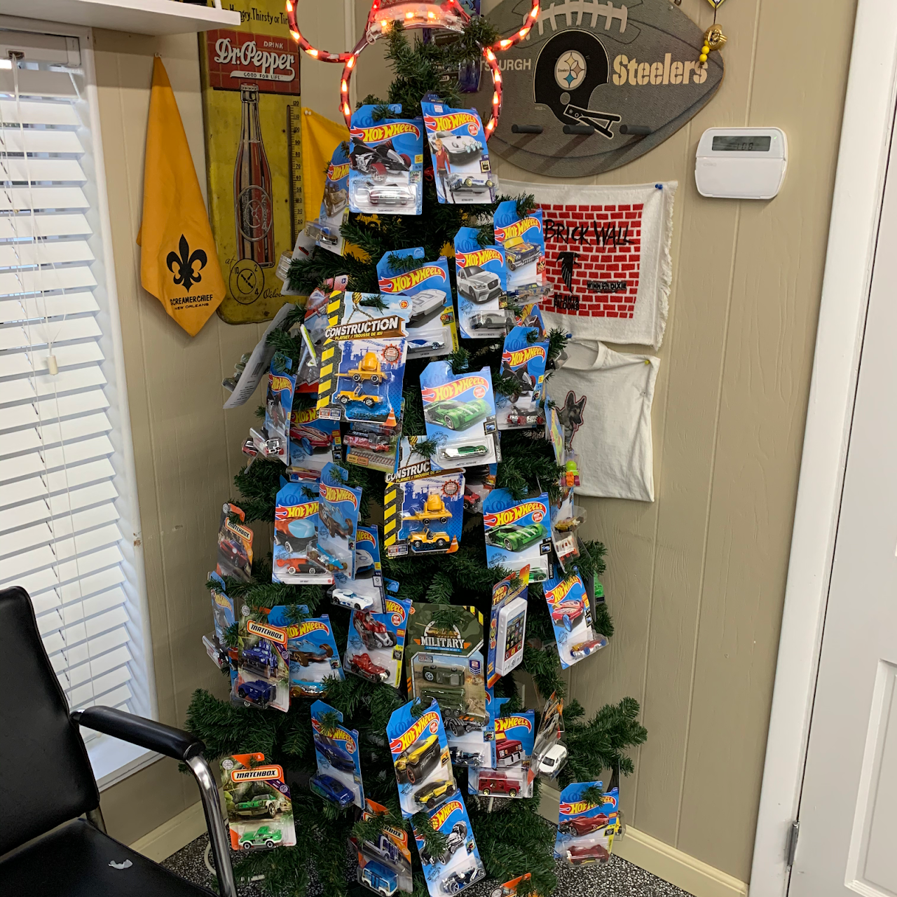 Mac's Barber Shop - Barber Shop in Knoxville