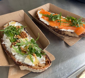 Photo n°1 de Le Club à Roulettes - Foodtruck à Chevry (Restaurant)