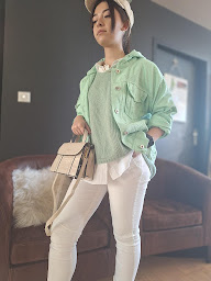 Photo n°2 de UNIQUEMENT...VOUS! à Onet-le-Château (Magasin de perruques)