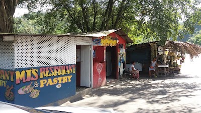 Photos of Gorge View Bar
