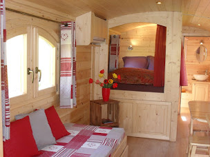 Photo n°13 de La Roulotte à la Ferme à Palogneux (Chambre d'hôtes)