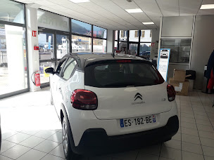 Photo n°15 de Citroen at GARAGE GUY FIARD à Beaujeu (Concessionnaire automobile)