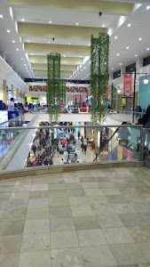 Mall Aventura Porongoche 2