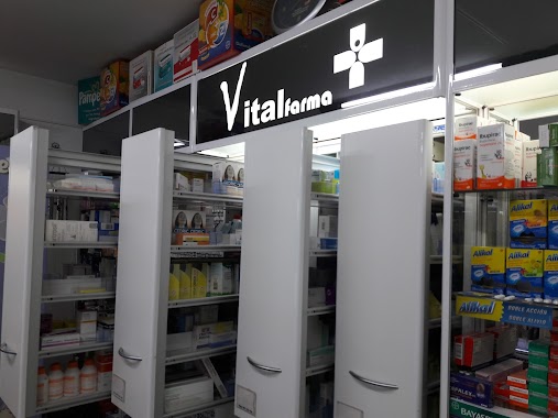 Farmacia Vitalfarma, Author: Hugo Cordero