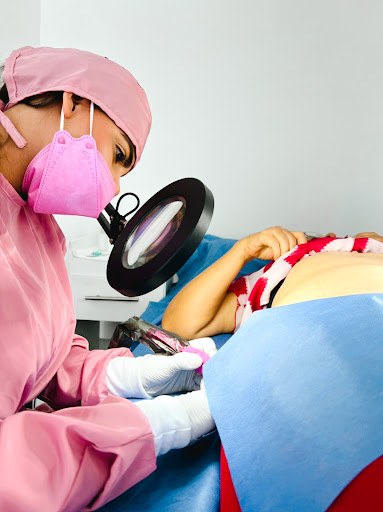 Micro Dermis. Dra. Lidia I - Thumbnail
