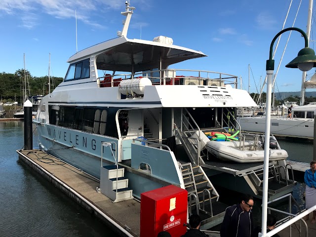 Wavelength Reef Cruises