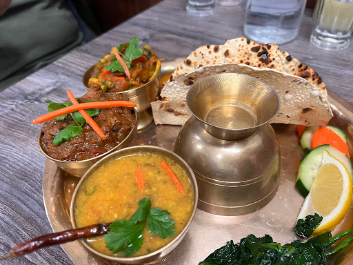 Aama Kitchen - Visual