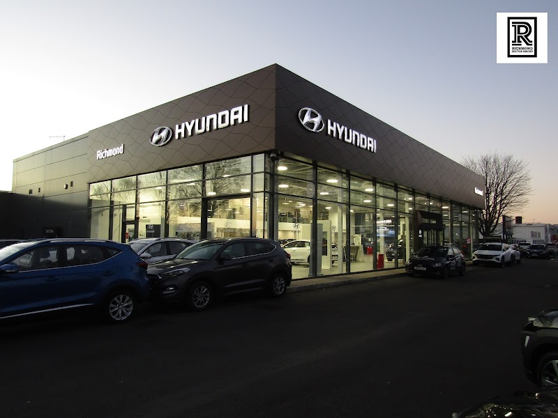 Richmond Hyundai Southampton photo 2