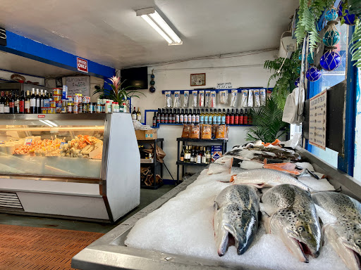 Half Moon Bay Fish Market - Thumbnail