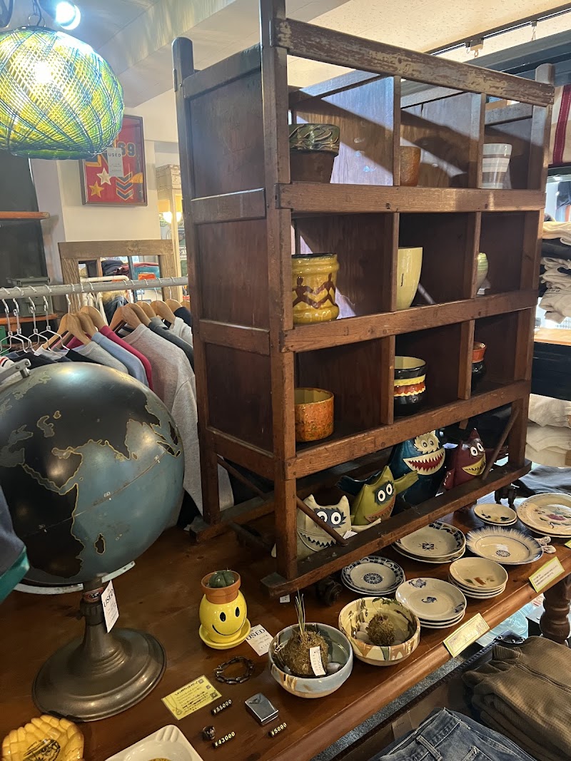 SAND VALLEY jewelry & antiques