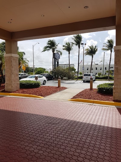 Photos of Hampton Inn Miami-Airport West