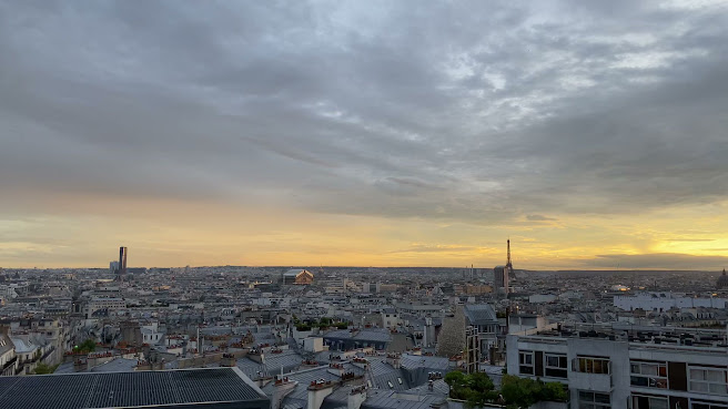 Hôtel Rochechouart by null