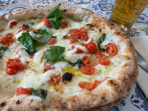 Pizzeria Trattoria La Taverna del Re a Capodimonte - Thumbnail