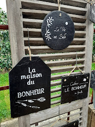 Photo n°12 de Les Armoires Normandes - Boutique de créateurs à Beuvron-en-Auge (Association ou organisation)